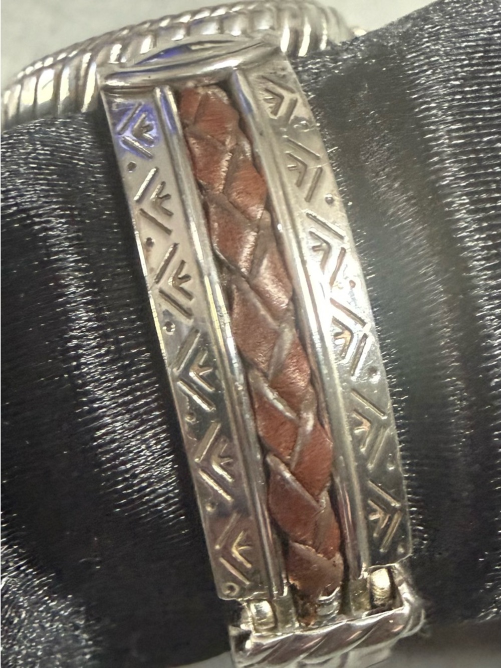 Brighton Watch Capistrano Silver Toned Brown Leather Braided Inlay Southwestern - Picture 6 of 15